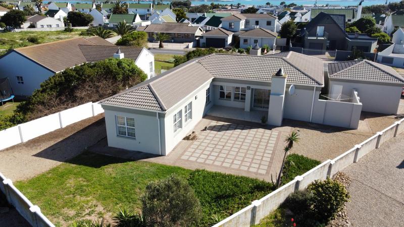 4 Bedroom Property for Sale in Country Club Western Cape